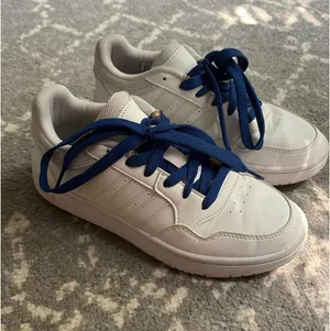 White Adidas Sneakers thumbnail 1