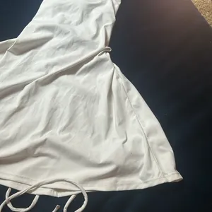 Non-Signe White Mini‎ Athletic Dress W/ Tie Back Detailing Size XS thumbnail 4