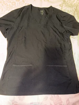 Insight Med Couture Scrub Top thumbnail 1