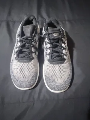 Nike Free 5.0 black & grey running shoes. Size US 8. Regular condition. thumbnail 9