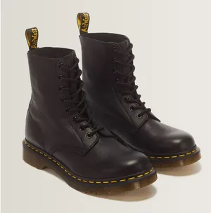 Dr. Martens 1460 Women’s Pascal Virginia Leather Lace Up Boots in Black thumbnail 1