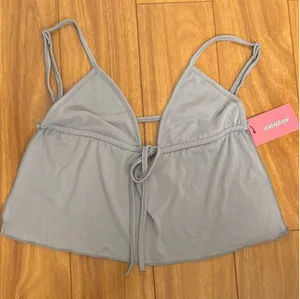 Edikted backless top thumbnail 1