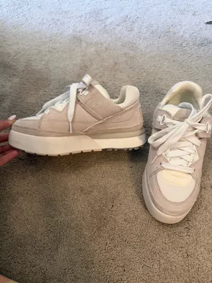 UGG sneakers thumbnail 2