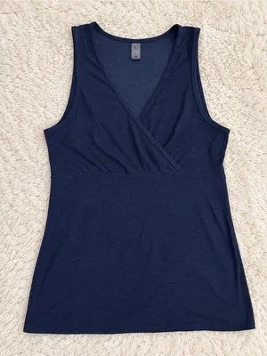 Beyond Yoga Featherweight Easy Access Nursing Crossover Tank – Navy – S thumbnail 5