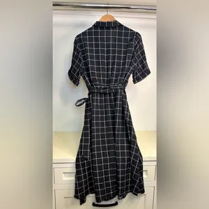 NWT BloomChic Black Windowpane Midi Shirt Dress with Tie Waist thumbnail 4