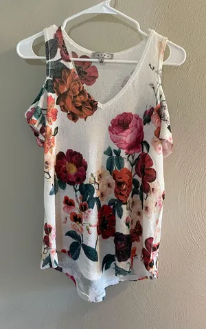 Gaze Cold Shoulder Floral Shirt thumbnail 1