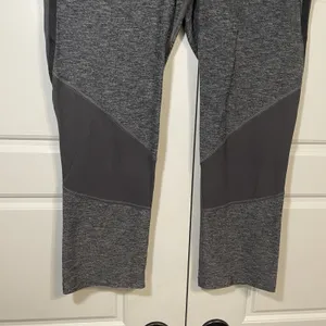 The North Face Womens Gray Athletic‎ Crop Leggings Activewear large thumbnail 5