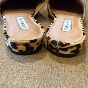 new Chelsea & Violet Eve 6.5 cheetah cowhair mule flat slip on shoes 2827 thumbnail 8