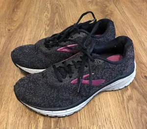 BROOKS anthem purple running athletic training shoes sneakers women’s 8 thumbnail 1