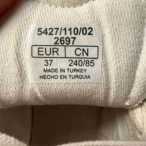 Zara Cream Leather Sneakers thumbnail 7