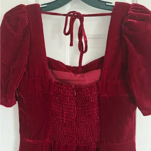 WAYF Scarlet Velvet Puff Sleeve Mini Dress M NWT Holiday Party Red‎ thumbnail 6