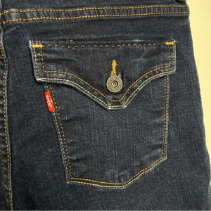 Levi’s 512 Perfectly Slimming Bermuda Length Denim Jean Shorts Size 10 thumbnail 3