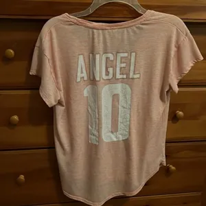 Victoria's Secret Angel Peach T Shirt Top Medium thumbnail 5