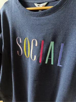 WILDFOX Blue 'SOCIAL' Crewneck Sweatshirt NWT Medium thumbnail 4