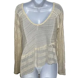 FREE PEOPLE‎ Gorgeous Ivory Crochet Lace Asymmetrical Top EUC Size XS thumbnail 6