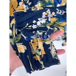 CHICO'S 0 Floral Peasant Blouse Women Small 4 Navy Blue Long Sleeve Split‎ Neck thumbnail 4