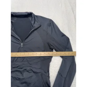 Lululemon Women's Cold Weather Running Half Zip Size 6 thumbnail 7