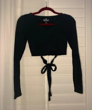Crop Top thumbnail 1