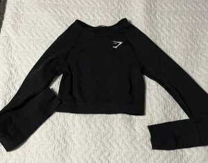 Gymshark Crop Top thumbnail 1