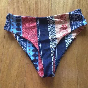 Swimsuit Set Multiple Size M thumbnail 4