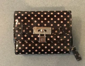 Claire’s Polka dot small wallet Tri Fold FLAWS Black thumbnail 1