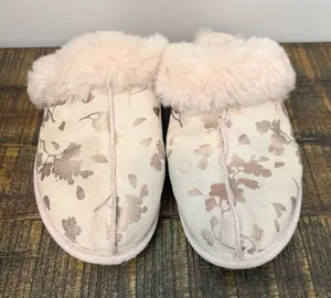 Ugg Scuffette II Floral Foil Slipper Blush Pink size 10 thumbnail 1