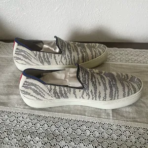 Women's Rothy's Maritime Tiger Sneaker Slip-On Retired Print Size 7 thumbnail 3