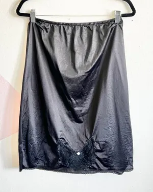 Vintage Black Slip Skirt Lace Trim Dark Coquette Whimsigoth Witchy Large‎ thumbnail 1
