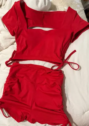 Red Workout Set thumbnail 1