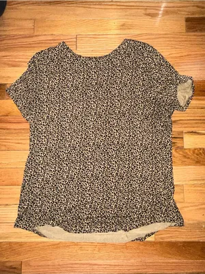 Old Navy Cheetah Print Womens Large V-Neck Leopard Stretch Top Indie Sleaze thumbnail 2