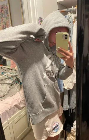 Rebook Gray Sweatshirt thumbnail 2