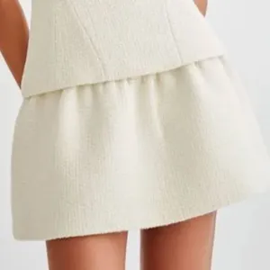 Meshki Wool Blend Cyrus Gathered Boucle Ivory Mini Skirt Size XS NWT thumbnail 3