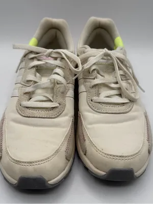 Adidas Retrorun FY6494 Womens 7.5 Chalk White Beige Suede Retro Sneakers thumbnail 2