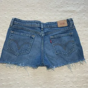 Levis Super Low Boot Cut 518 Jeans Shorts Size‎ 7M thumbnail 2