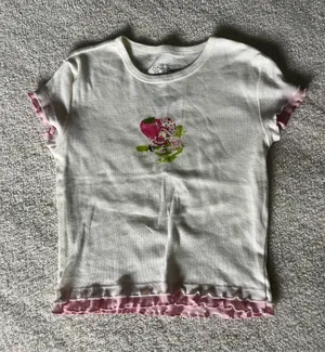 Strawberry Shortcake Short Sleeve Tee White thumbnail 1