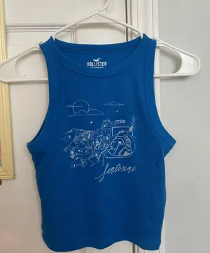 Hollister Top thumbnail 1