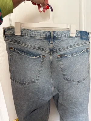 Abercrombie High-Rise 90s Straight Ultra thumbnail 4
