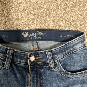Wrangler Jeans thumbnail 3