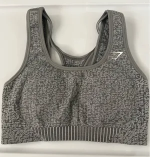 Gymshark  thumbnail 2