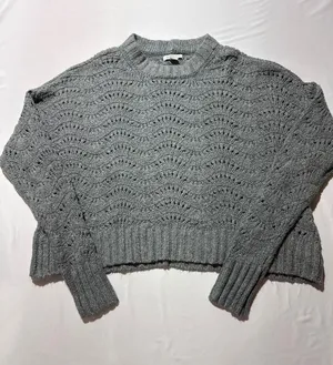 American Eagle Gray Knit Sweater Medium M Made in Jordan thumbnail 1