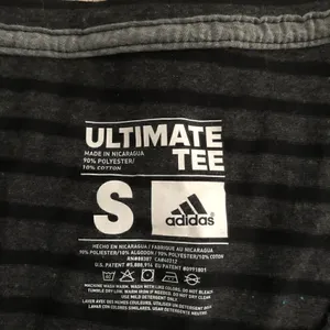 Adidas shirt women size small thumbnail 3
