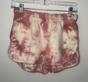 PINK Victoria's Secret Shorts thumbnail 1