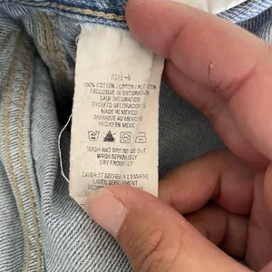 Tommy Hilfiger Vintage 1990's Cargo Denim Shorts Light Blue 100% Cotton Size 6 thumbnail 9