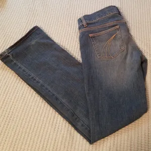 DKNY boot cut jeans Size 28 thumbnail 1