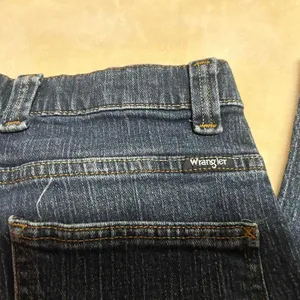 Dark wash wrangler jeans thumbnail 4
