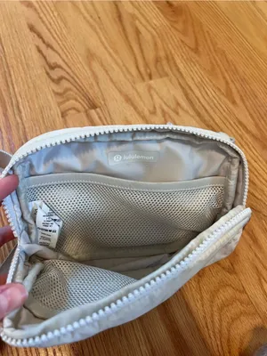 Lululemon Everywhere Belt Bag 1L White Opal thumbnail 8
