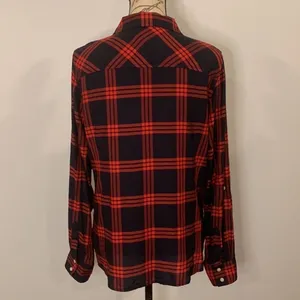 Tommy Hilfiger NWOT plaid roll tab button front shirt M thumbnail 6