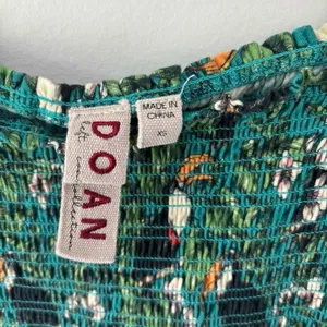 Anthropologie Dolan Left Coast Smocked Puff Sleeve Green Toucan Print Top Floral thumbnail 7