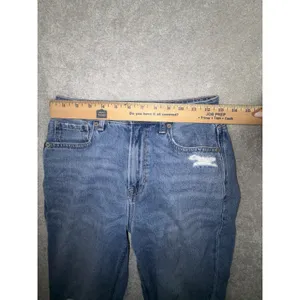 American Eagle‎ Outfitters Mom Jeans Light Wash Distressed Ripped Size 2 thumbnail 9