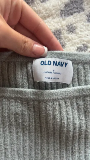 Old Navy Crop Sweater thumbnail 2